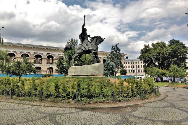 Контрактова площа в Києві