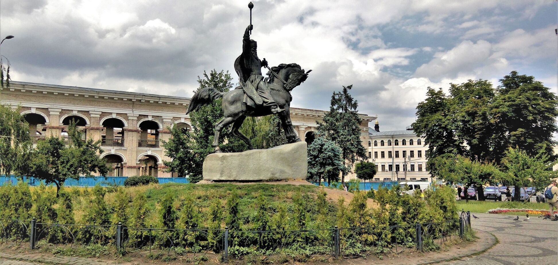 Контрактова площа в Києві