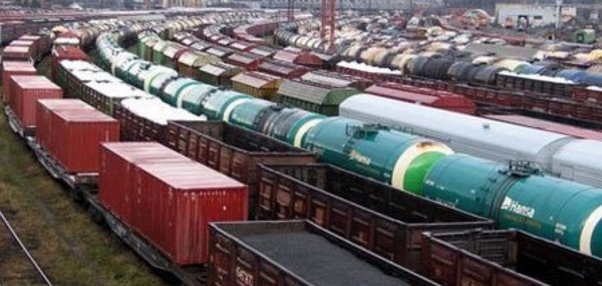 Списание грузовых вагонов по возрасту приведет к коллапсу на УЗ и сделает ее банкротом, – нардеп