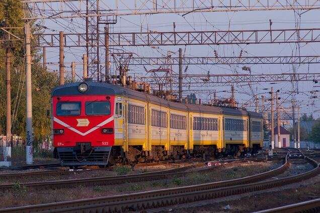 Движение электрички временно остановлено