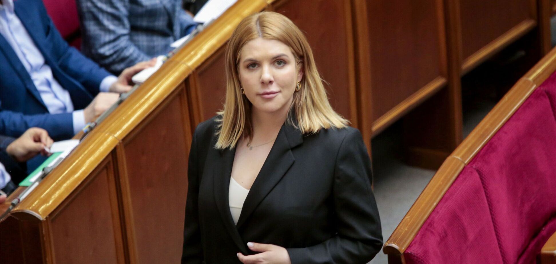 Кіра Рудик закликала Зеленського ветувати скандальний закон про олігархів