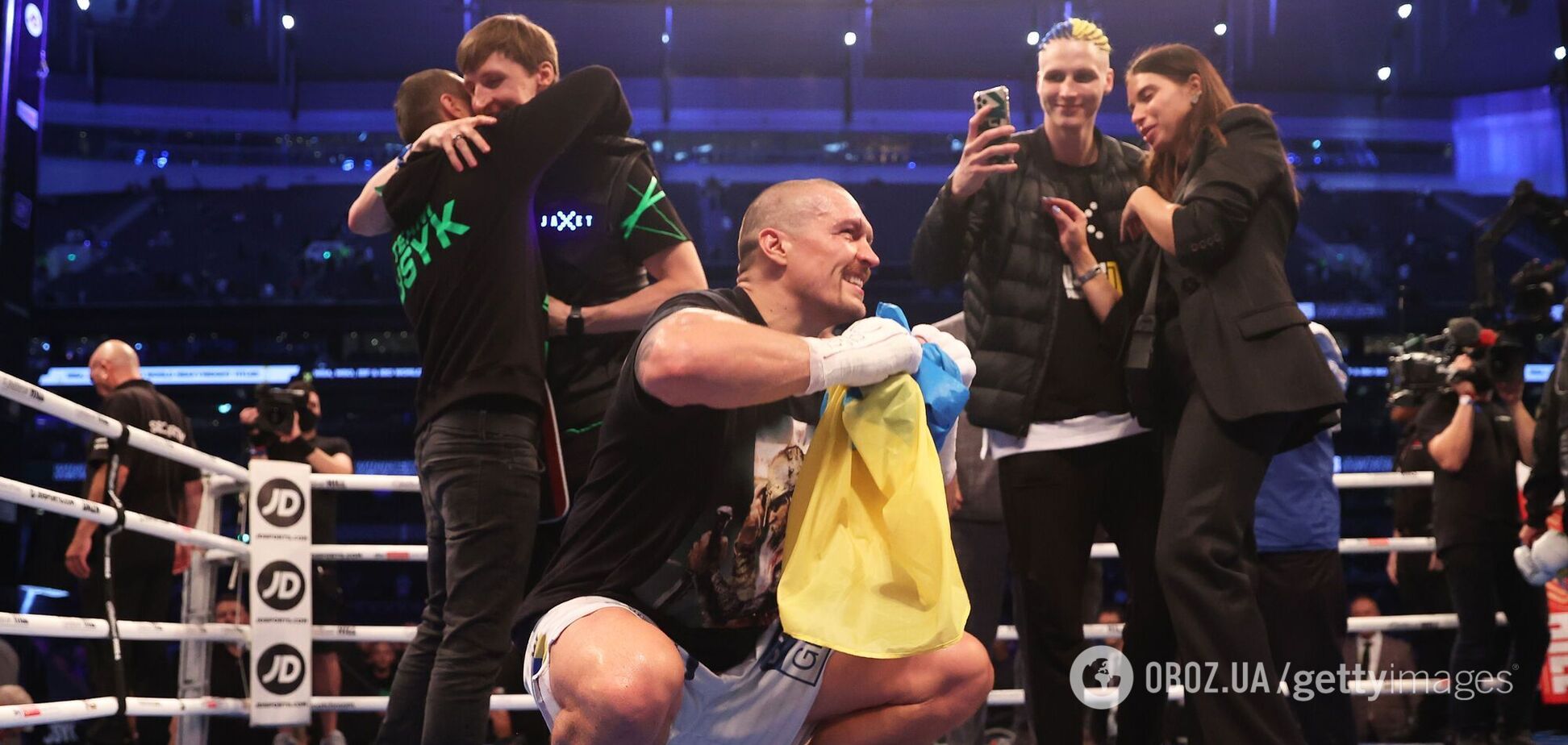 Усик рассказал, как праздновал и чем занимается после победы над Джошуа