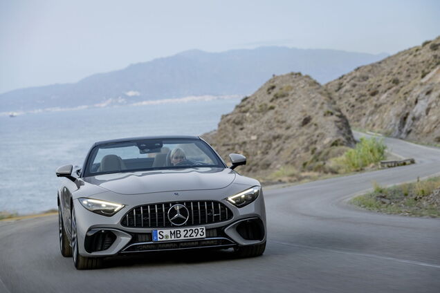 Mercedes-Benz показав нове покоління моделі SL