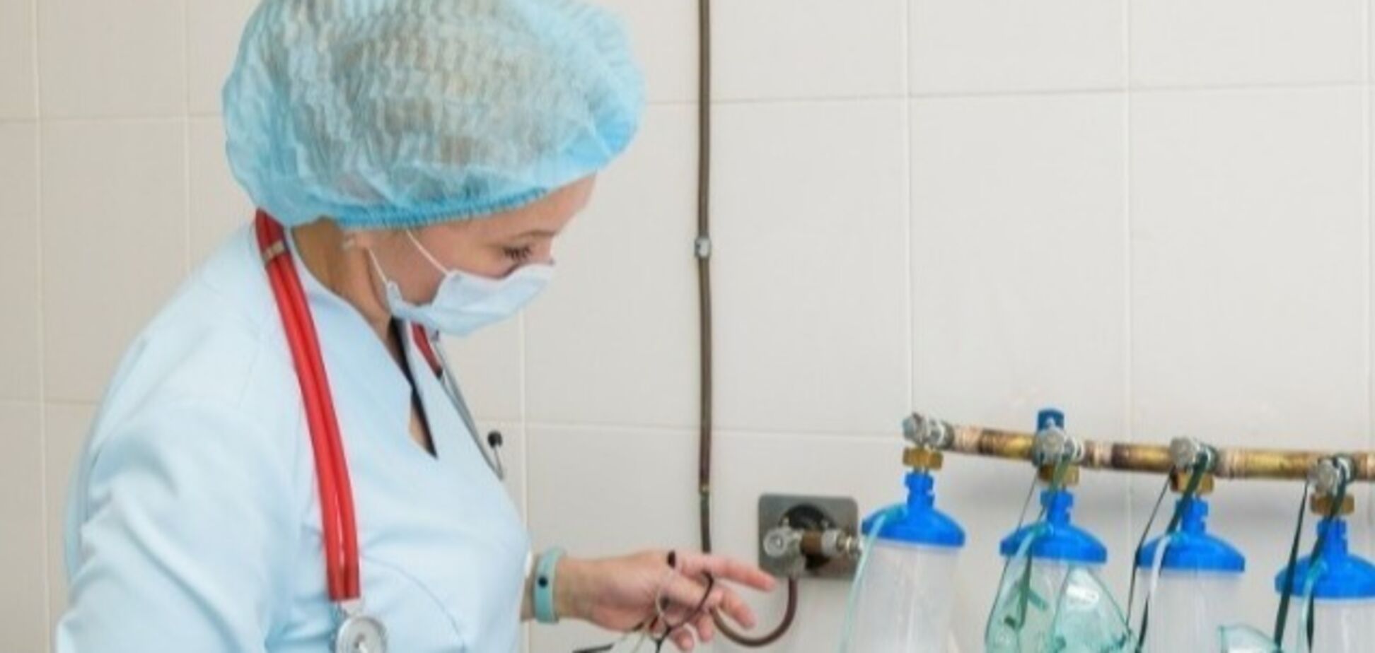 Меткомбинаты Мариуполя передадут больницам Донецкой области 80 тонн кислорода