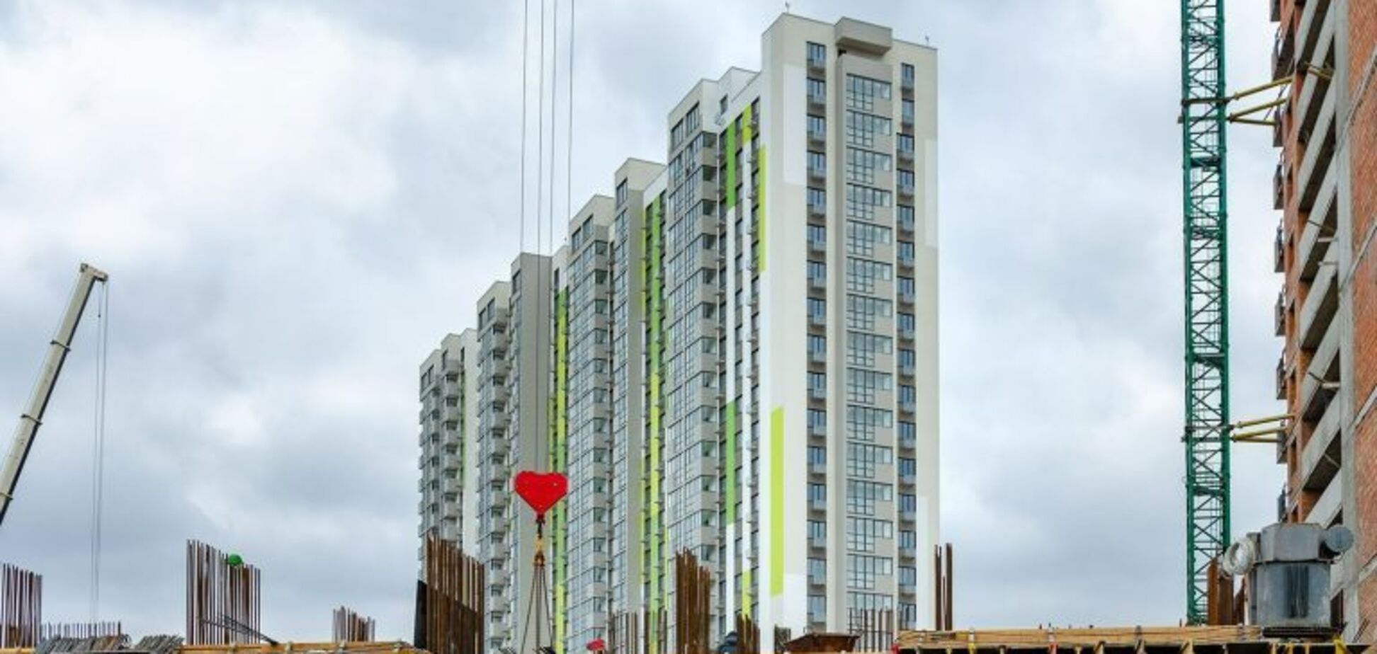 'Киевгорстрой' ввел в эксплуатацию первый дом ЖК 'Злагода' в Киеве