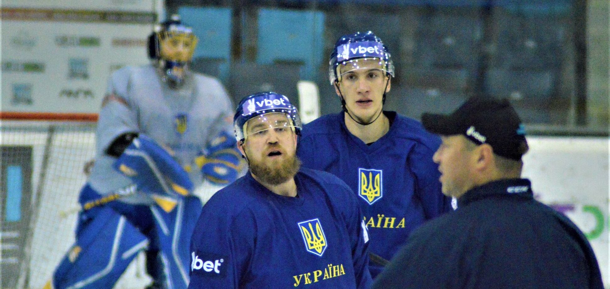 Федерация хоккея Украины для участия в турнире в Венгрии вызвала в сборную 7 россиян