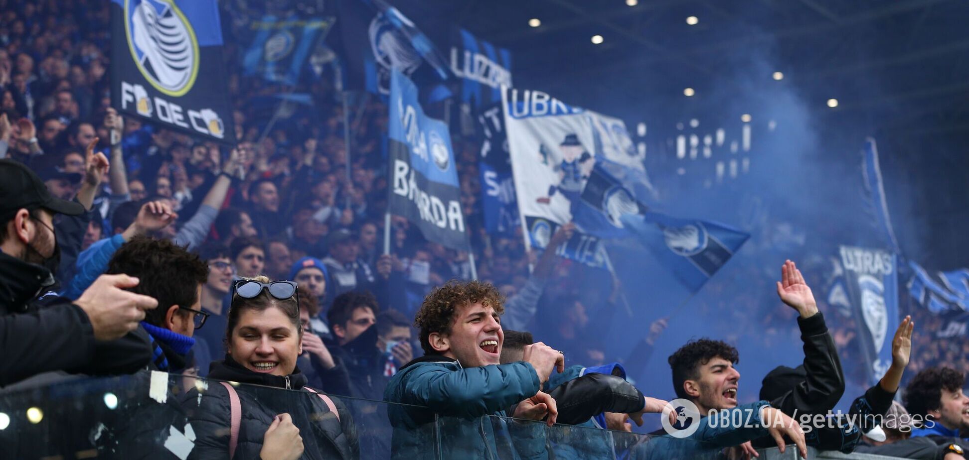 Итальянские фанаты напали на англичан перед матчем 'Аталанта' – МЮ. Видео