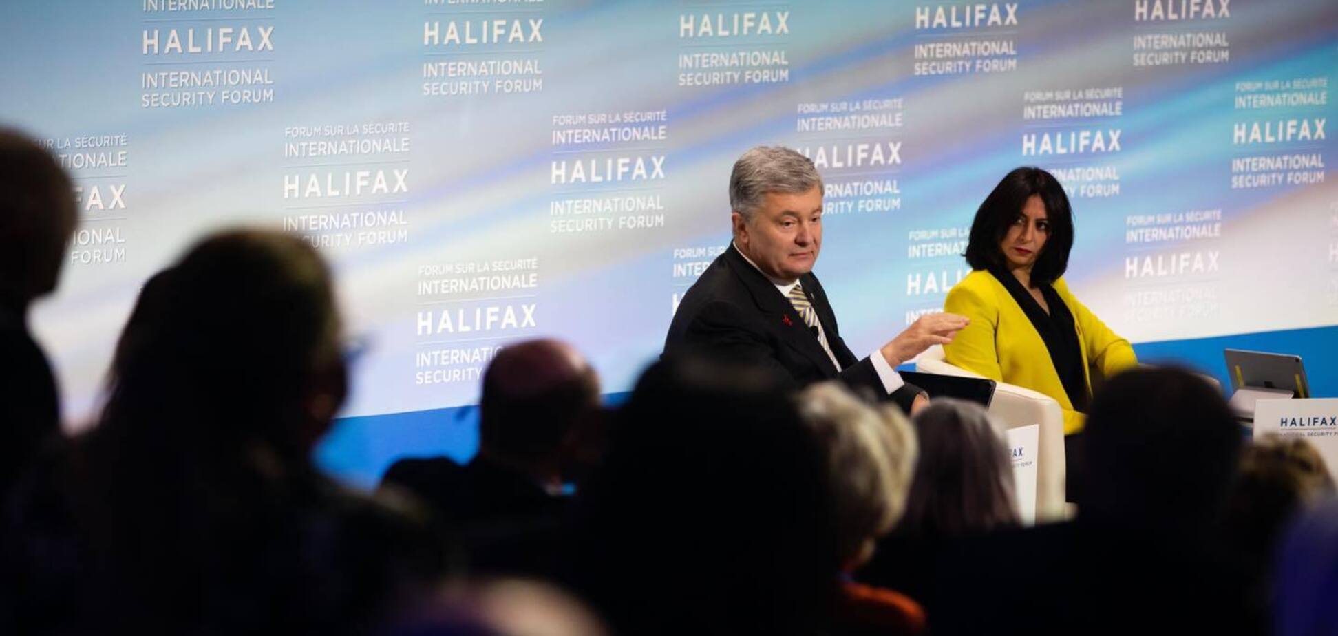 Власти требовали от организаторов конференции в Галифаксе отменить приглашение Порошенко – Елисеев