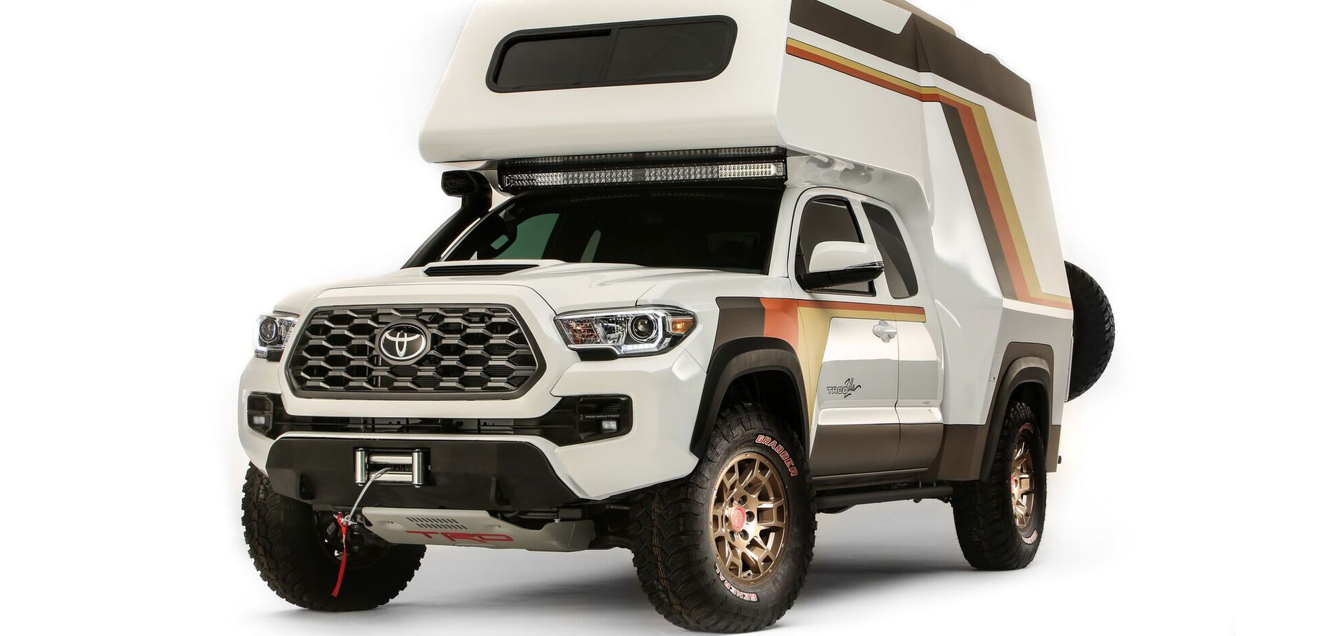 Toyota Tacuma превратили в 'Такозиллу'