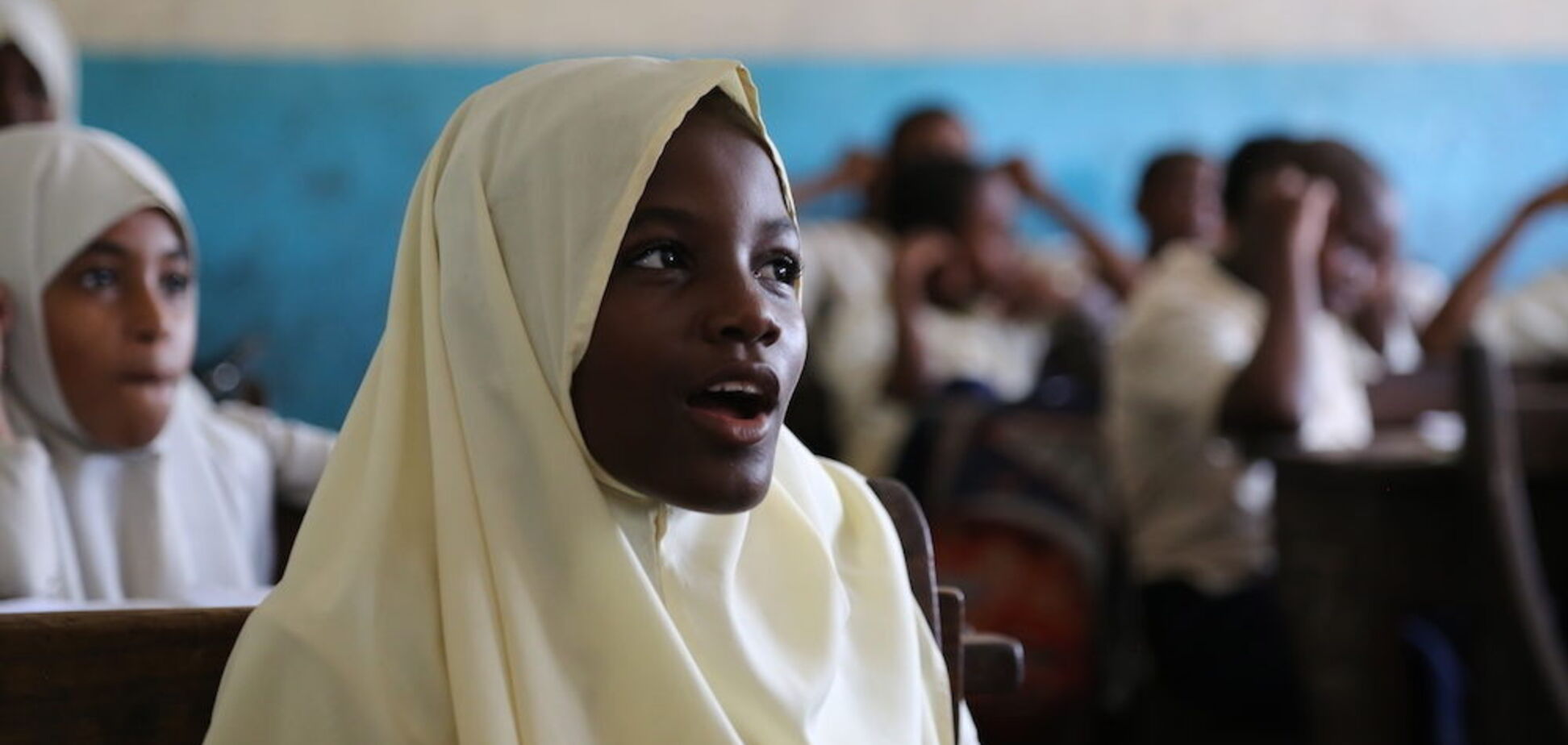 Танзанійським школяркам дозволять здобувати середню освіту після пологів