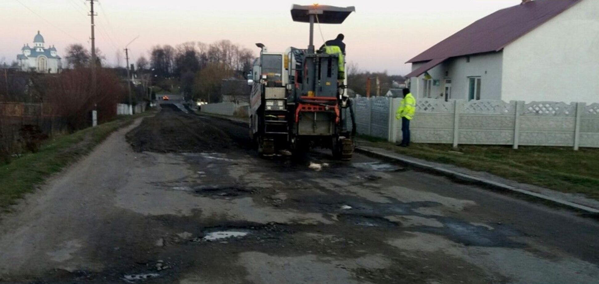 'Велике будівництво' розпочало відновлення аварійної ділянки траси Червоноград – Рава-Руська