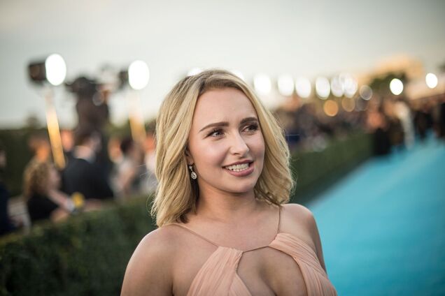 Колишня наречена Кличка постала на Таїті в новому образі