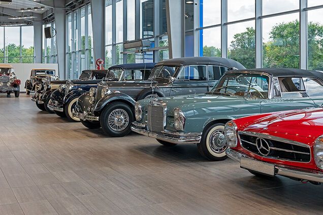 В Днепре открылся музей ретро-авто Old Cars Gallery