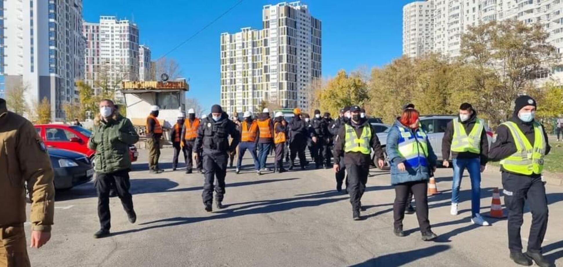  Днепровское управление полиции расследует противоправные действия 'активистов' на Никольской Слободке