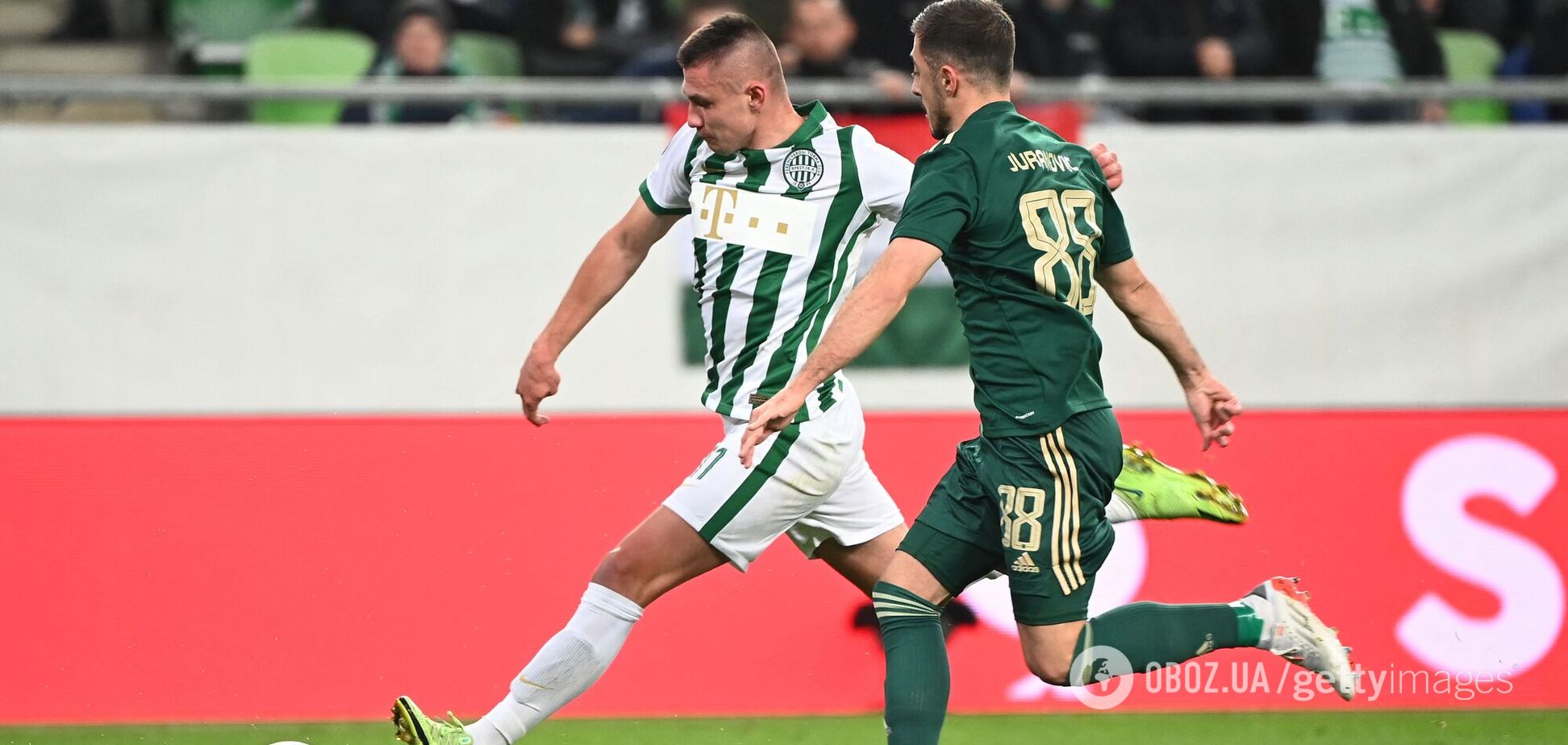 Український футболіст забив м'яч у Лізі Європи за неймовірною траєкторією