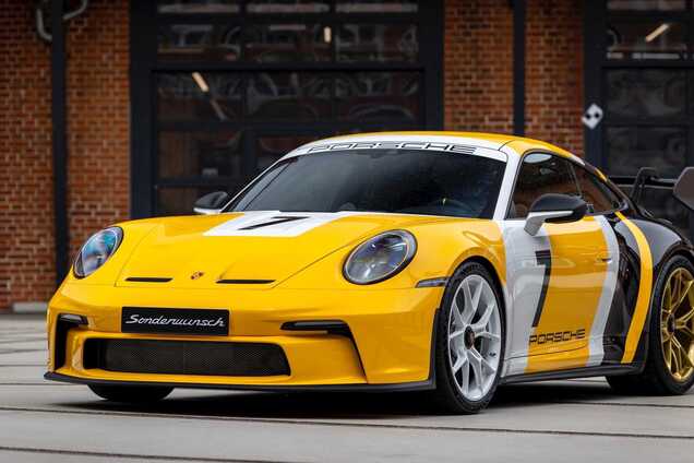 Уникальный Porsche 911 GT3 посвятили победителю Ле-Мана