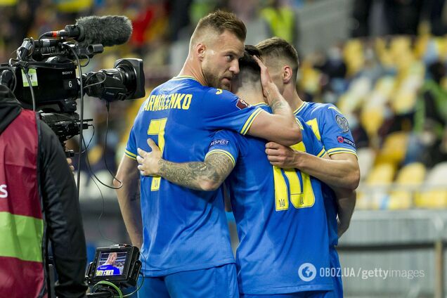 Ярмоленко и Шапаренко стали мемом в России. Видео