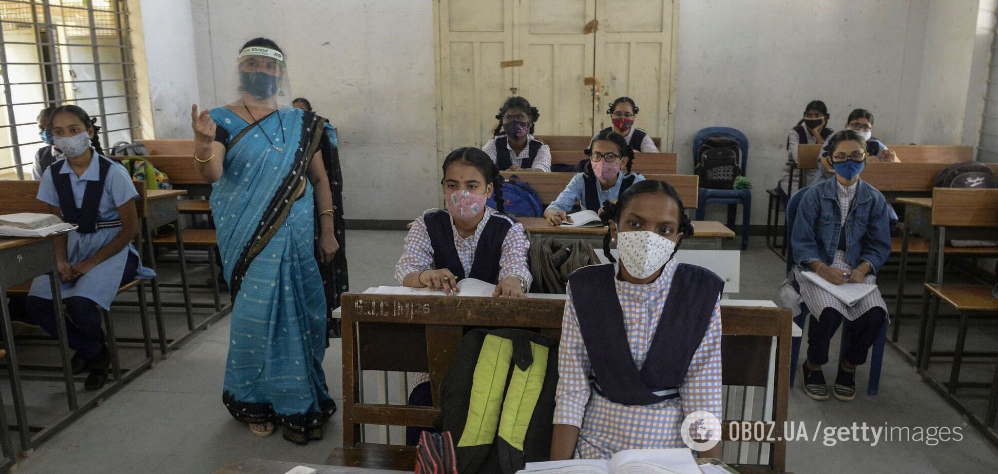 В Індії спалахнув скандал через женоненависницький текст на іспиті