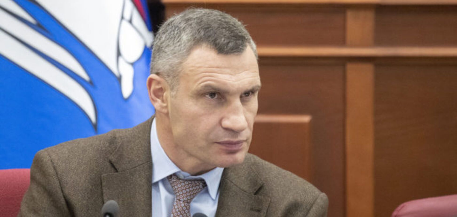 Кличко призвал Киевсовет ратифицировать кредитное соглашение с ЕИБ, чтобы закупить новые троллейбусы и вагоны метро