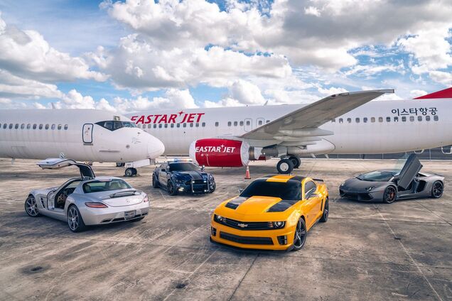 Автомобили из 'Трансформеров' выставили на продажу