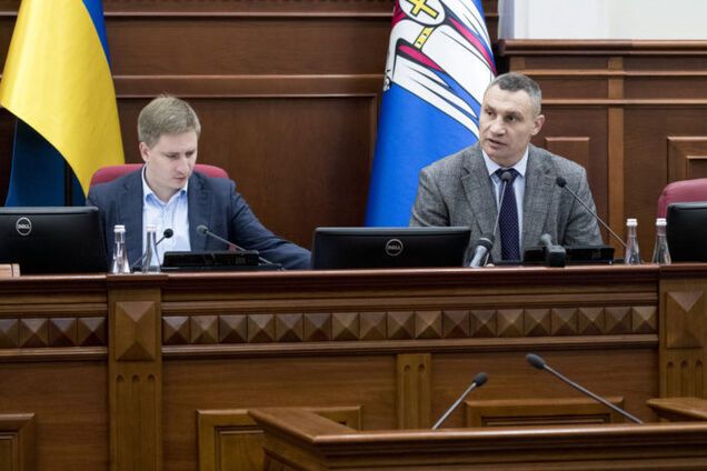 Кличко подал в Киевсовет проект решения о выплате премий столичным медикам