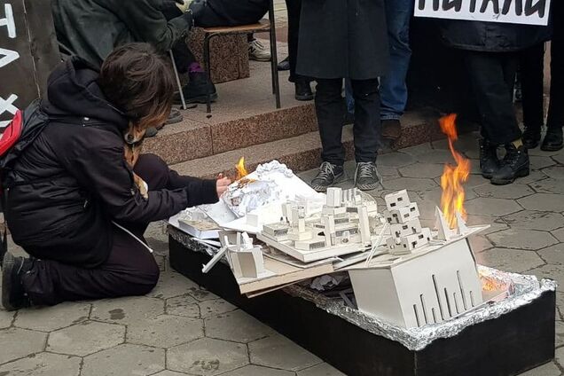 Студенти ХНУБА протестувати через майбутнє приєднання їхньої альма-матер до університету Бекетова