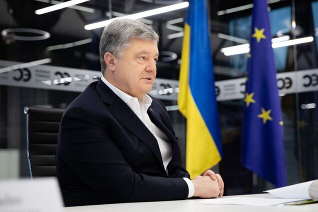 Маємо захистити людей: Порошенко закликав закласти в бюджет гроші на субсидії, індексацію пенсій та підвищення зарплат