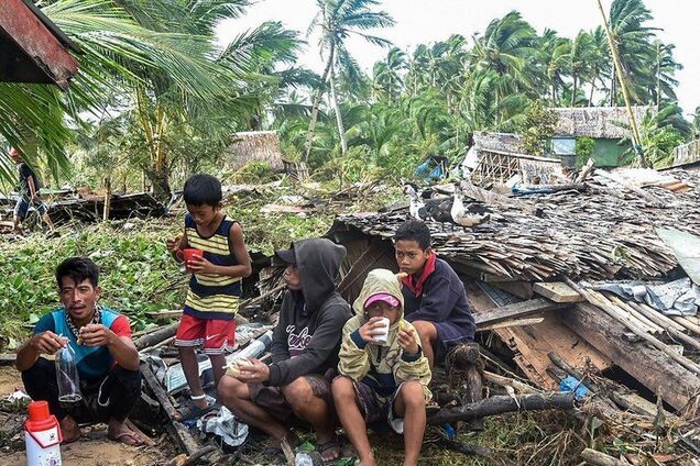 На Філіпінах тайфун накрив кілька островів: загинуло понад 200 осіб