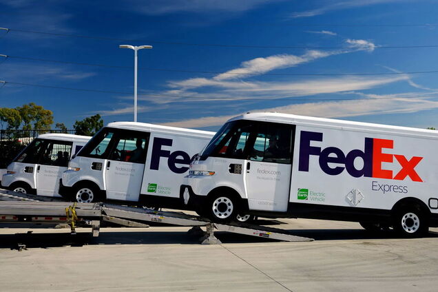 GM BrightDrop відправив FedEx першу партію електрофургонів EV600