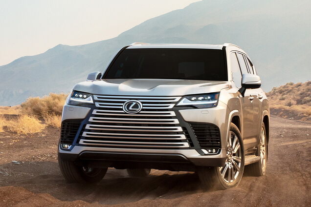 Стали известны украинские цены и комплектации нового Lexus LX