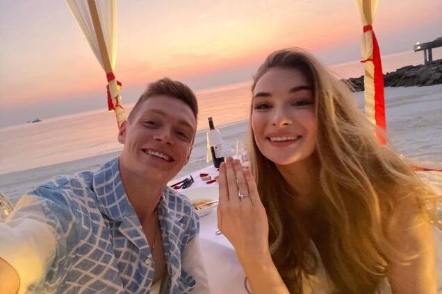 Фото динамівця Циганкова з нареченою на Мальдівах викликали суперечливі відгуки