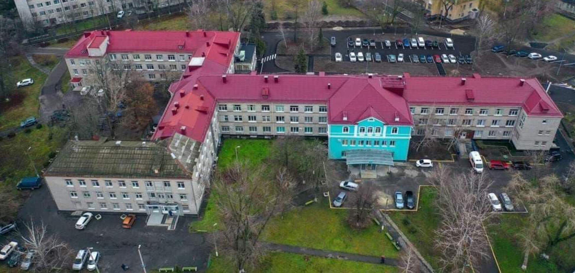 В Кременчуге 'Большая стройка' реконструировала приемное отделение больницы интенсивного лечения