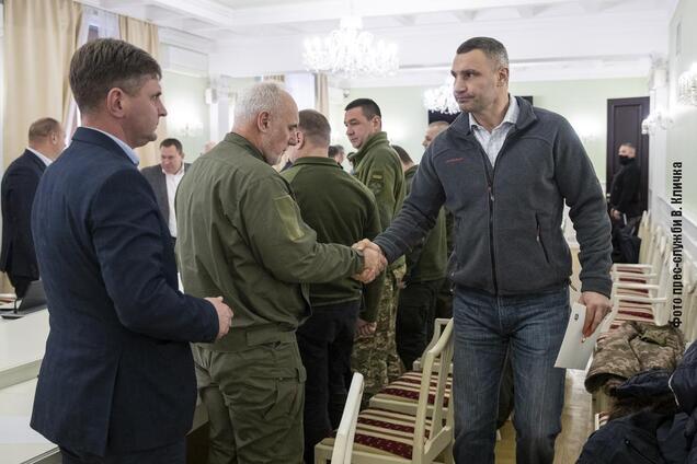 Кличко провел совещание с силовиками Киева из-за угроз со стороны РФ