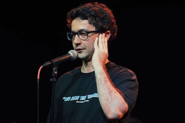 Белорусский комик пожаловался на угрозы за шутки о россиянах: ему пришлось извиниться