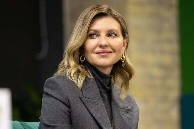 Зеленская появилась на телевидении в образе школьной учительницы. Фото