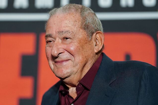 Промоутер Фьюри высказался о бое с Майком Тайсоном, Усиком и еще двумя оппонентами