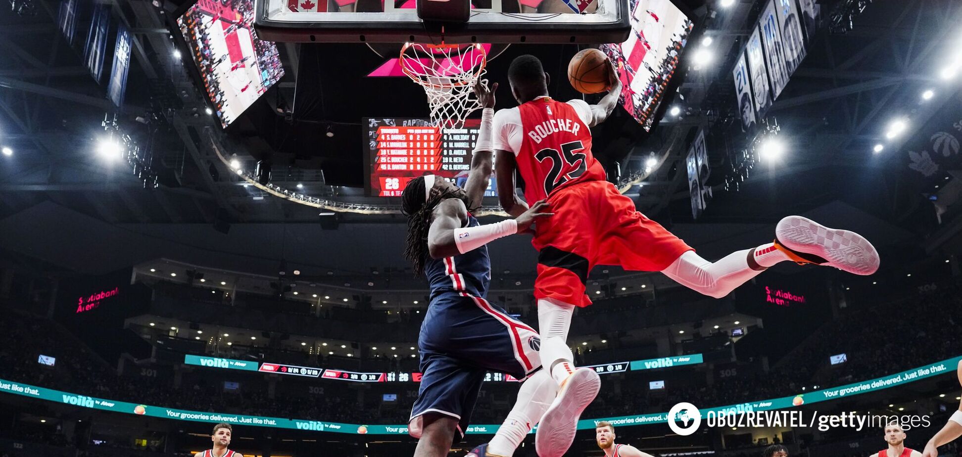 'Торонто' с Михайлюком снова победило в НБА в матче с необычным началом