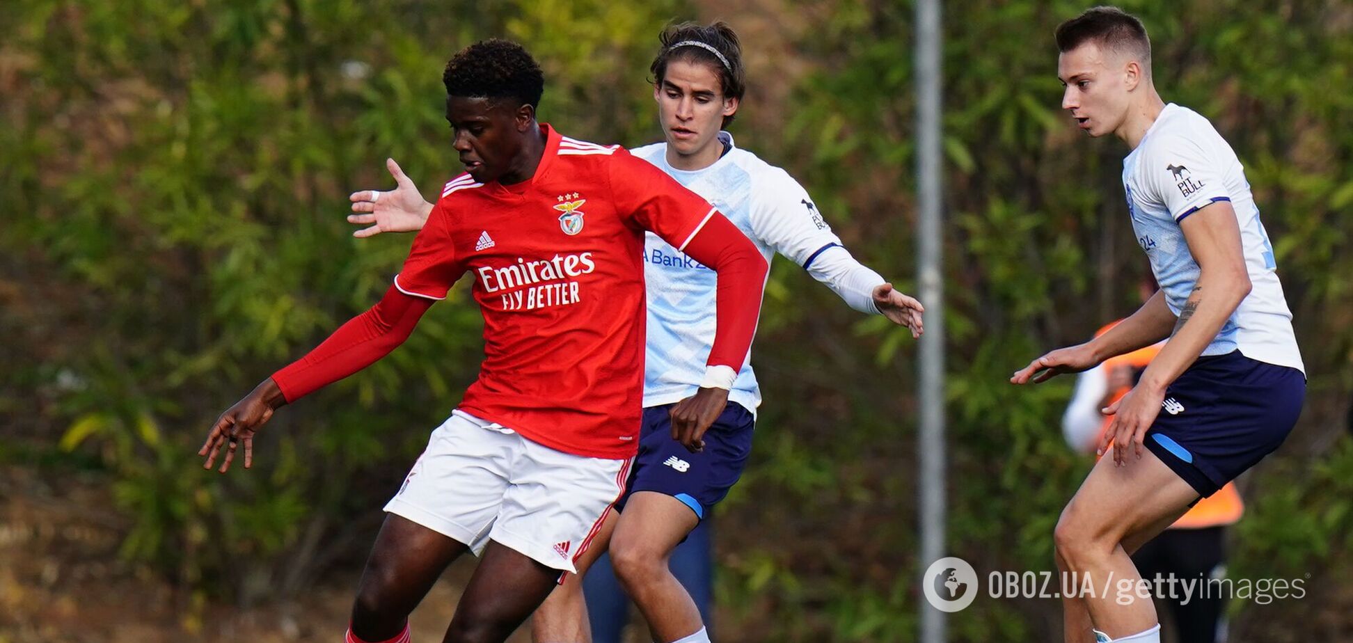 'Динамо' з вилученням програло 'Бенфіці' в Юнацькій лізі УЄФА, але вийшло до плей-оф