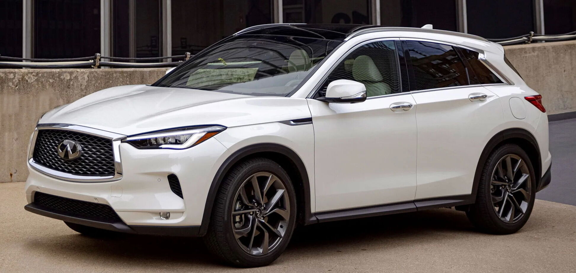 Infiniti QX50 получила расширенный пакет опций
