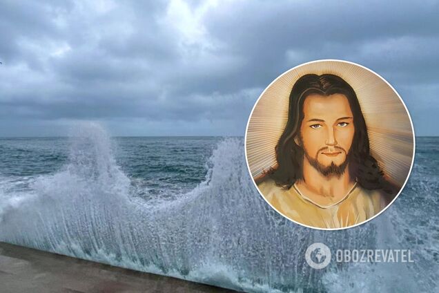 Фотограф випадково зробила знімок Ісуса Христа у хвилях океану