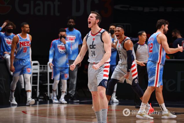 Игроки 'Вашингтона' празднуют победу