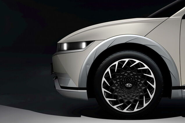 Hyundai готовится к презентации нового электромобиля