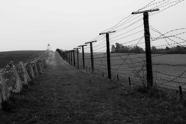 Железный занавес в СССР: как людей не выпускали из страны