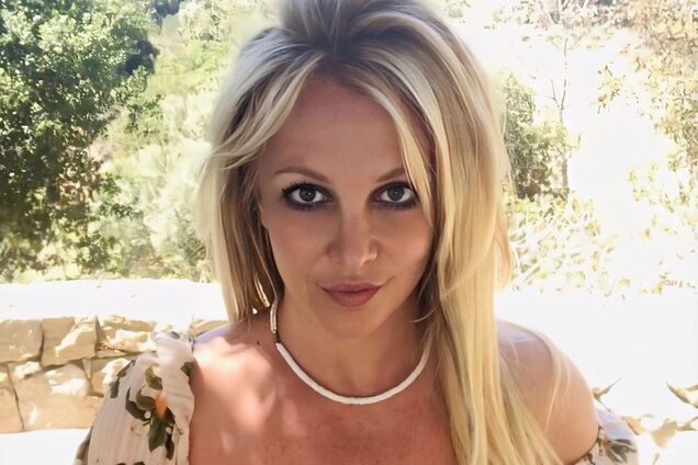 Брітні Спірс розповіла, навіщо поголила голову