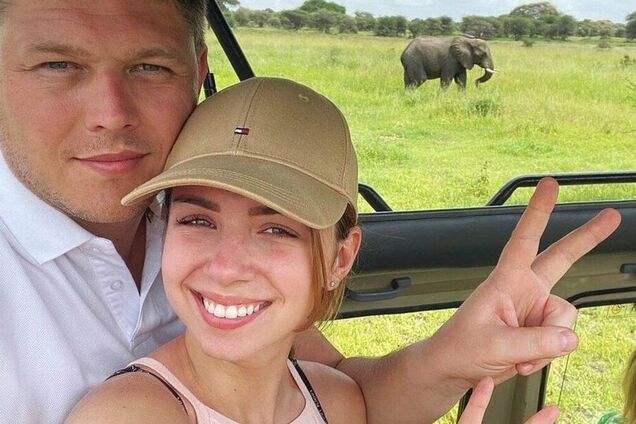 Настя Зинченко и глава миграционной службы Максим Соколюк