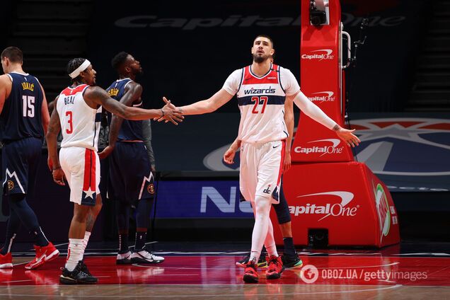 Бредлі Біл і Олексій Лень