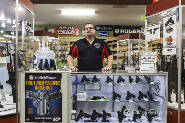 Оружие в Украине можно будет купить просто: в МВД озвучили детали