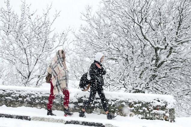 Украинцев предупредили об ухудшении погоды: где выпадет снег. Карта