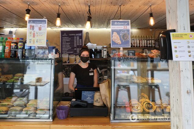 У трьох областях України заборонили роботу кафе та ресторанів