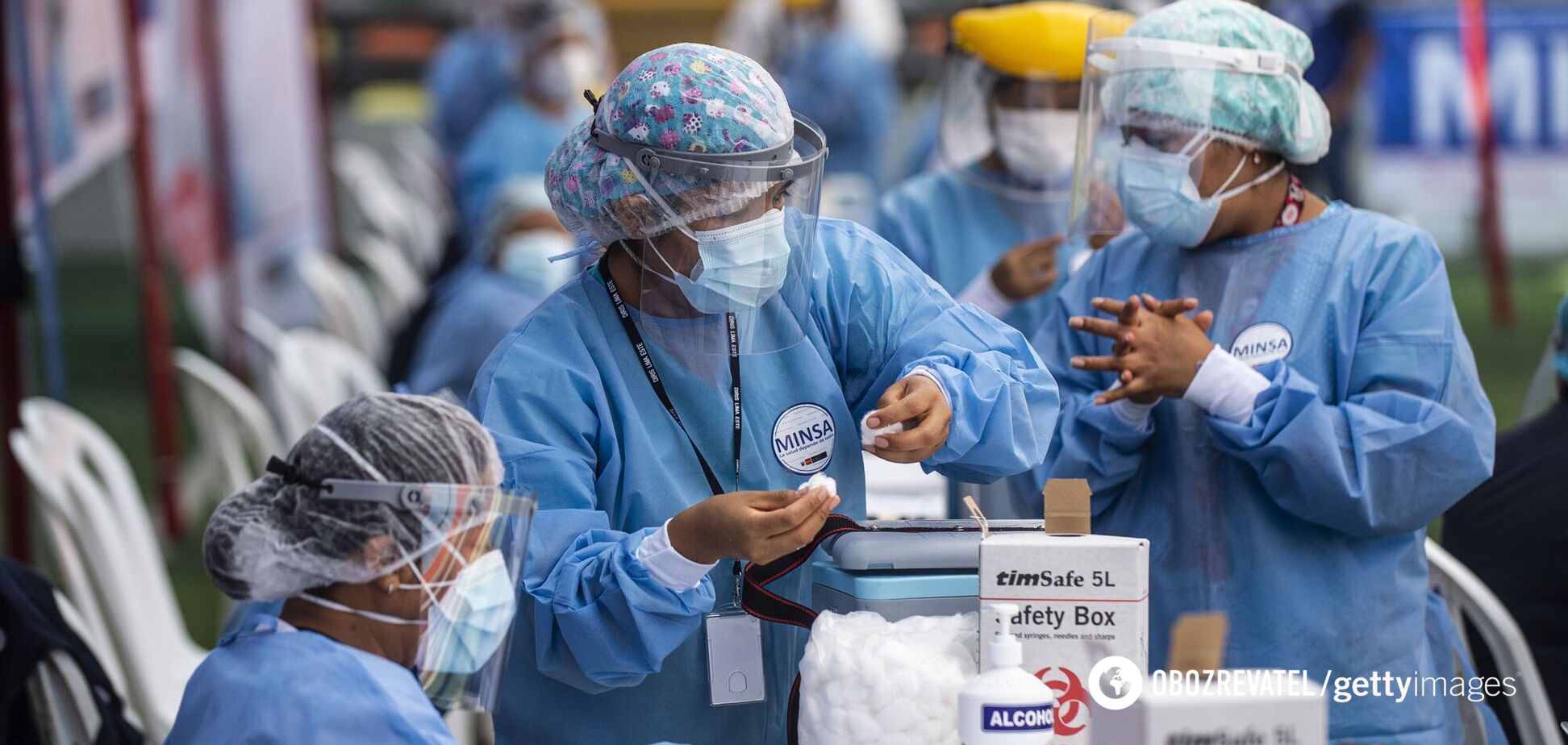 Хроника коронавируса в Украине и мире на 20 февраля: за сутки умерло почти 11 тысяч пациентов